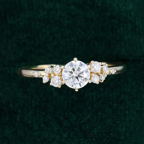 Round Moissanite Flip🏵️ Snowdrift Six Claw Ring